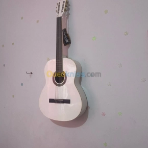 Guitare Jackson blanche | Boumerdès - Algérie | Dir L’affaire