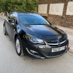 Opel Astra COSMO | Tissemsilt - Algérie | Dir L’affaire