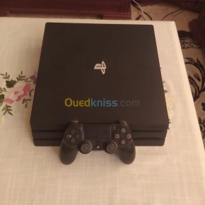 PS4 pro 1 tera flashé 9.00 | Alger - Algérie | Dir L’affaire