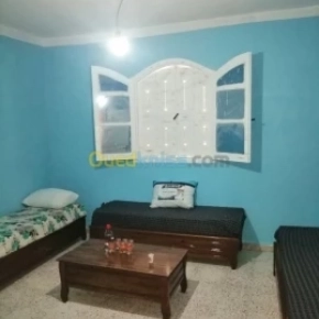 Location niveau de villa F2 Skikda Collo | Skikda - Algérie | Dir L’affaire