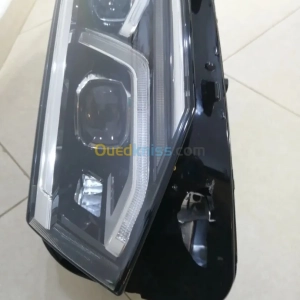 Vente phare tiguan r line 2021 gauche | Oran - Algérie | Dir L’affaire