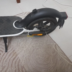 2 trottinettes électrique Reebok | Blida - Algérie | Dir L’affaire