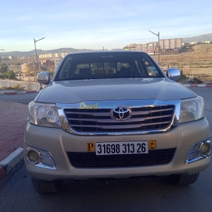 Toyota Hilux 2023 | Médéa - Algérie | Dir L’affaire